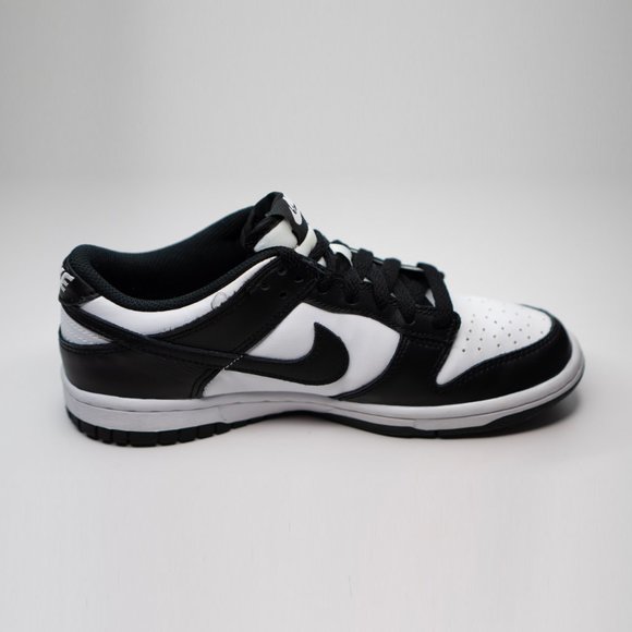 junior nike dunks size 4